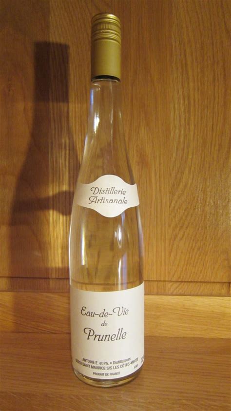 eau de vie de prunelle